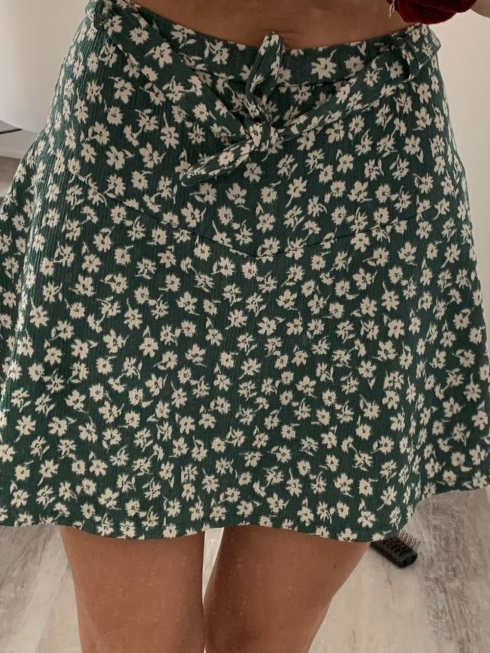 Zara Green and White Floral Tie-Front Mini Skirt